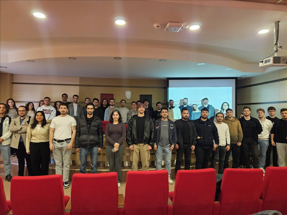 Eczacıbaşı TechYouth School AI Farkındalığı Eğitimi