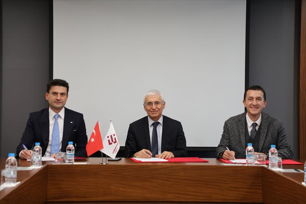 ESTÜ ile Ford Otosan Arasında “İşletmede Mesleki Eğitim (İME)” İşbirliği Protokolü İmzalandı