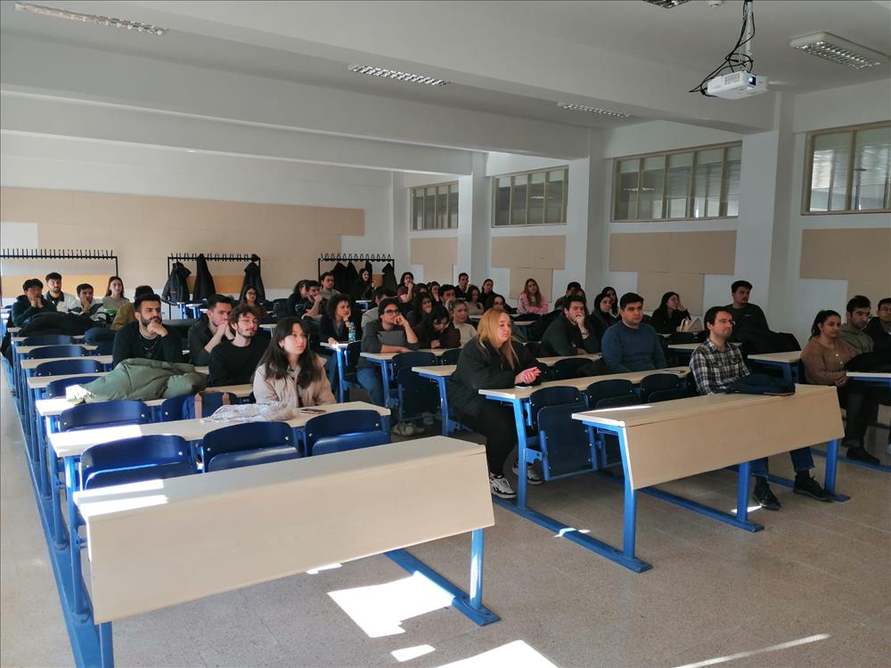 "ESTÜ-EMSA JENERATÖR Akademi programının 05.03.2025 tarihli ilk eğitimi yoğun katılımla gerçekleştirildi."