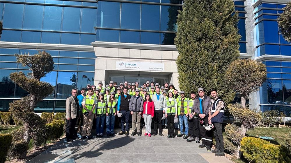 ESTÜ – Şişecam Akademi Öğrencileri Cam Ambalaj Üretimini Yerinde İnceledi