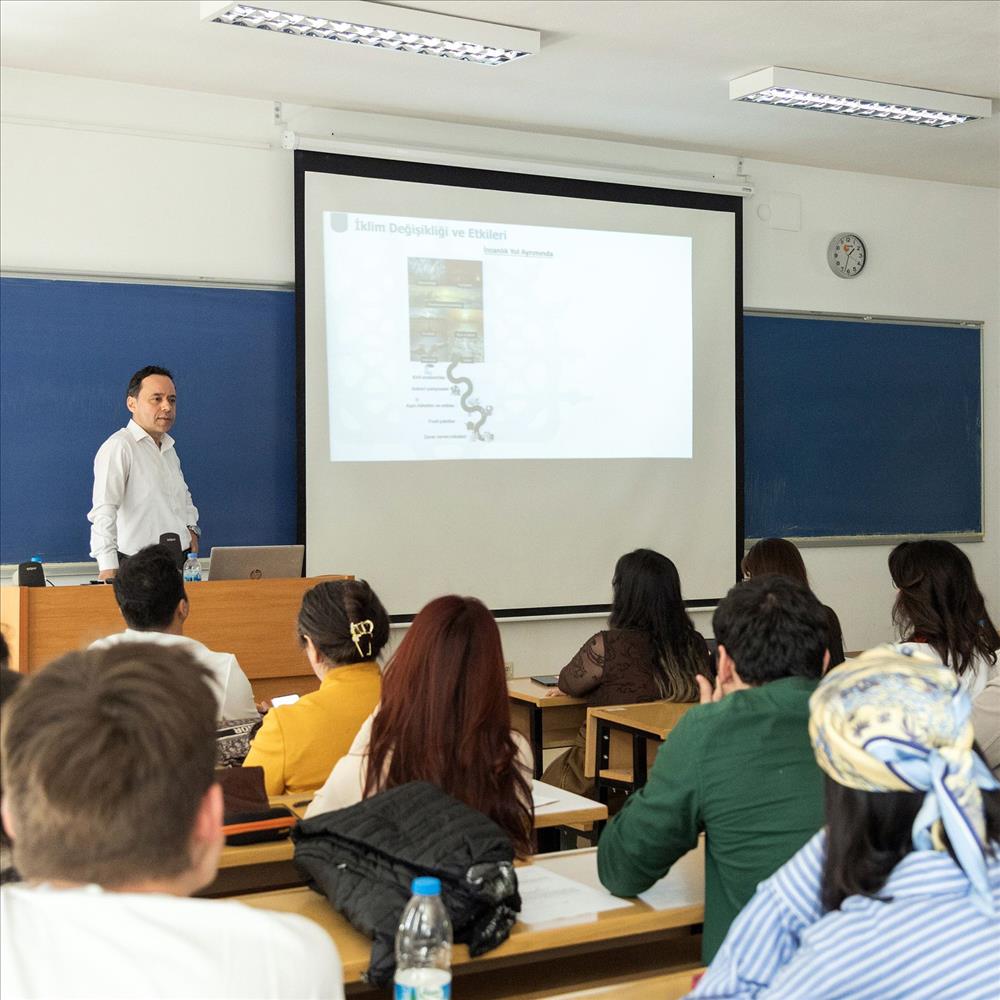 ETİ İş Birliğiyle Eskişehir Teknik Üniversitesi Çevre Mühendisliği Öğrencileri Sektörle Buluşmaya Devam Ediyor