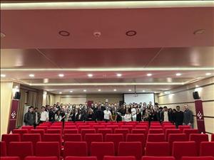 Eczacıbaşı TechYouth School 2025-2026 Güz Dönemi  İlk Eğitimi Gerçekleştirildi!